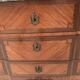 Commode de style Transition en acajou et bois de rose, XX siècle