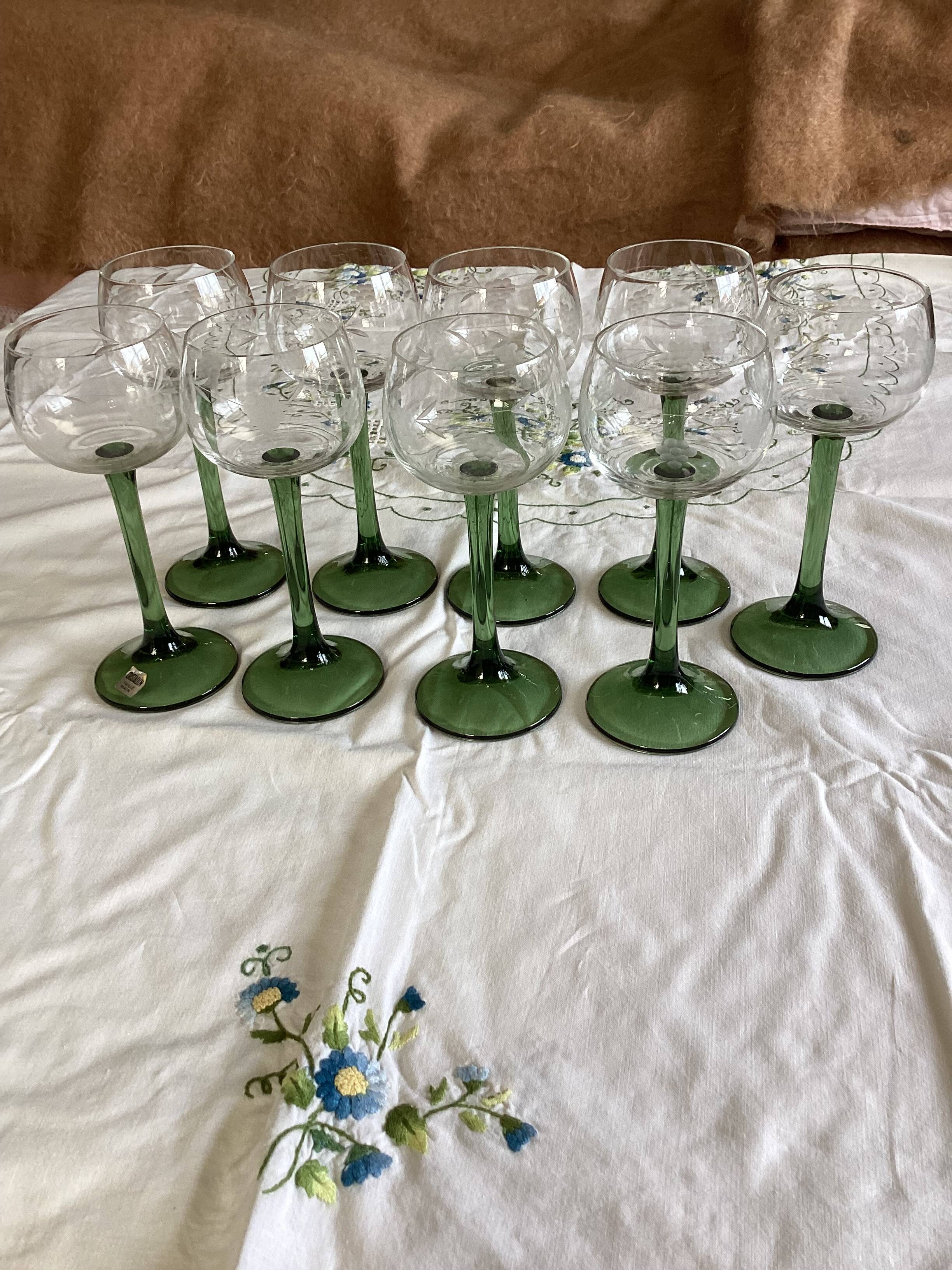 9 Alsace Cristalline wine glasses, dimensions: height - 17cm - diameter - 7cm -