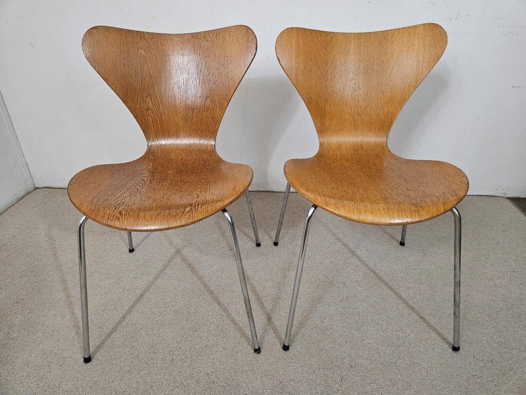 2 Chaises par Arne Jacobsen pour Fritz Hansen 1978