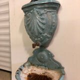 Enamelled cast iron fountain
