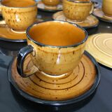 12 cups and saucer Boch La Louvière