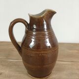 Bonny sandstone pitcher