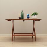 Round mahogany coffee table, Danish design, 1970s, production: Denmark