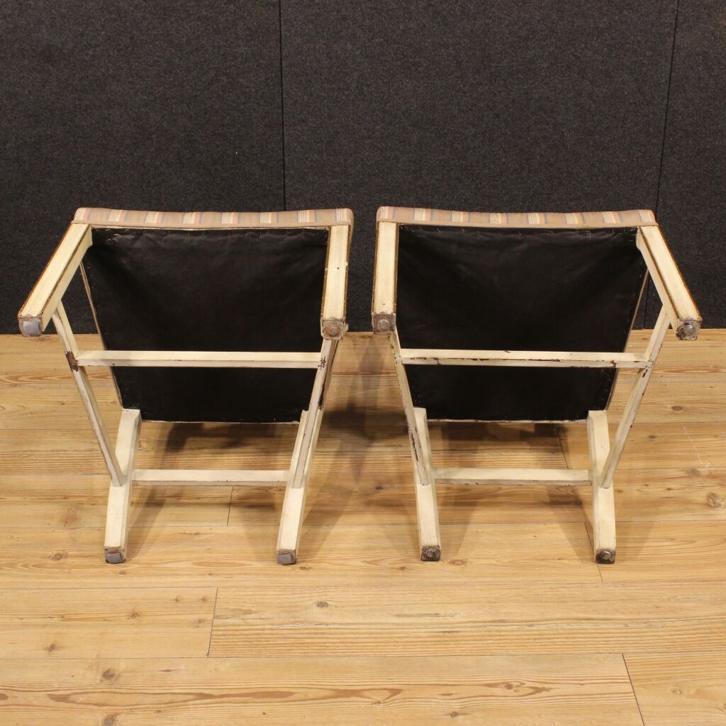 Paire de chaises italiennes laquées et dorées