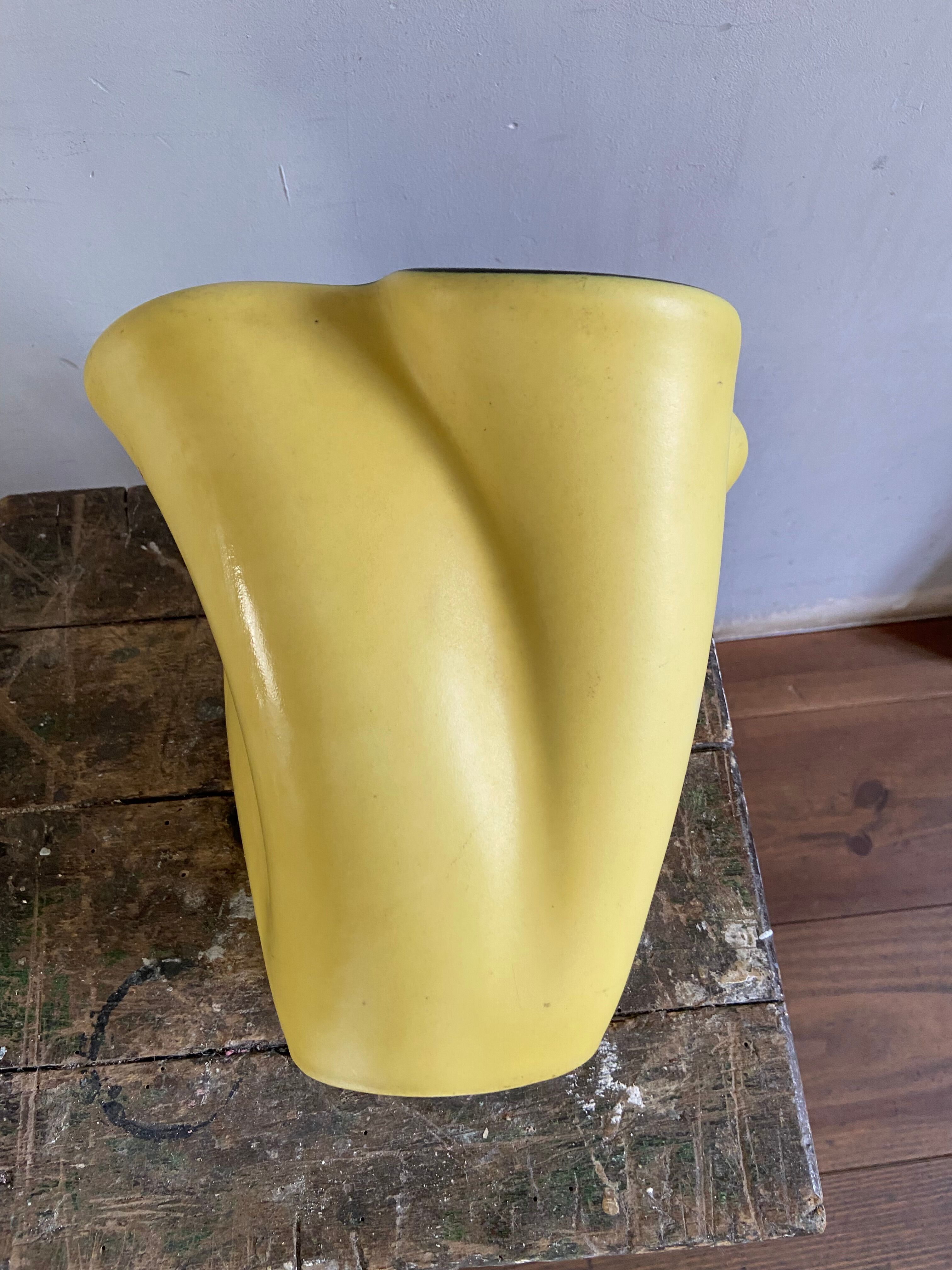 Elchinger corolla vase Yellow and black
