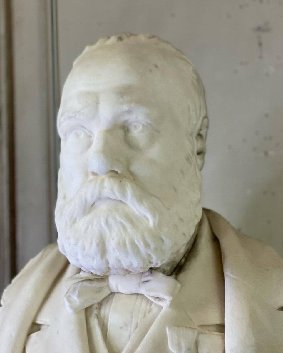 Buste en marbre de Carrare signé et daté Argenti Giosue 1886