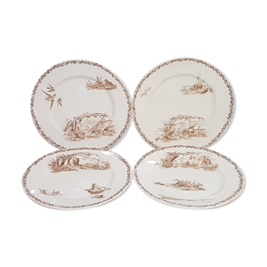 Lot de 4 assiettes plates en faïence