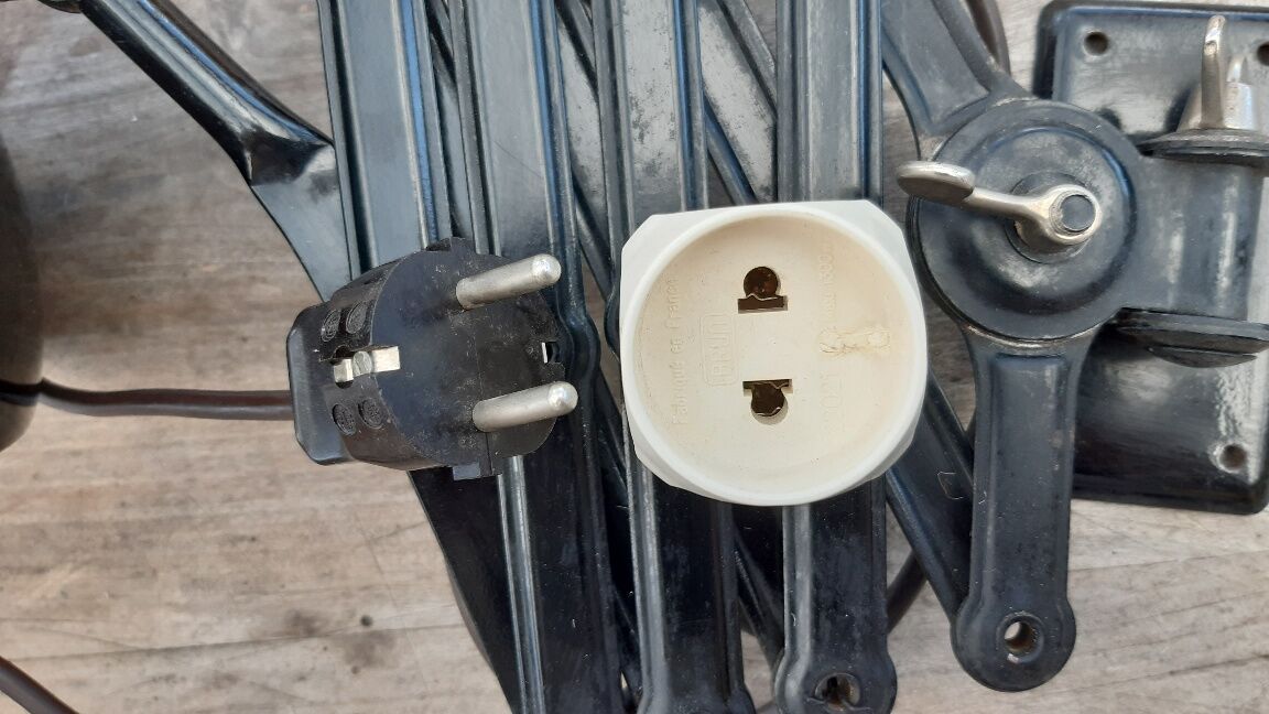 Kaiser Idell Scissors Lamp 6718