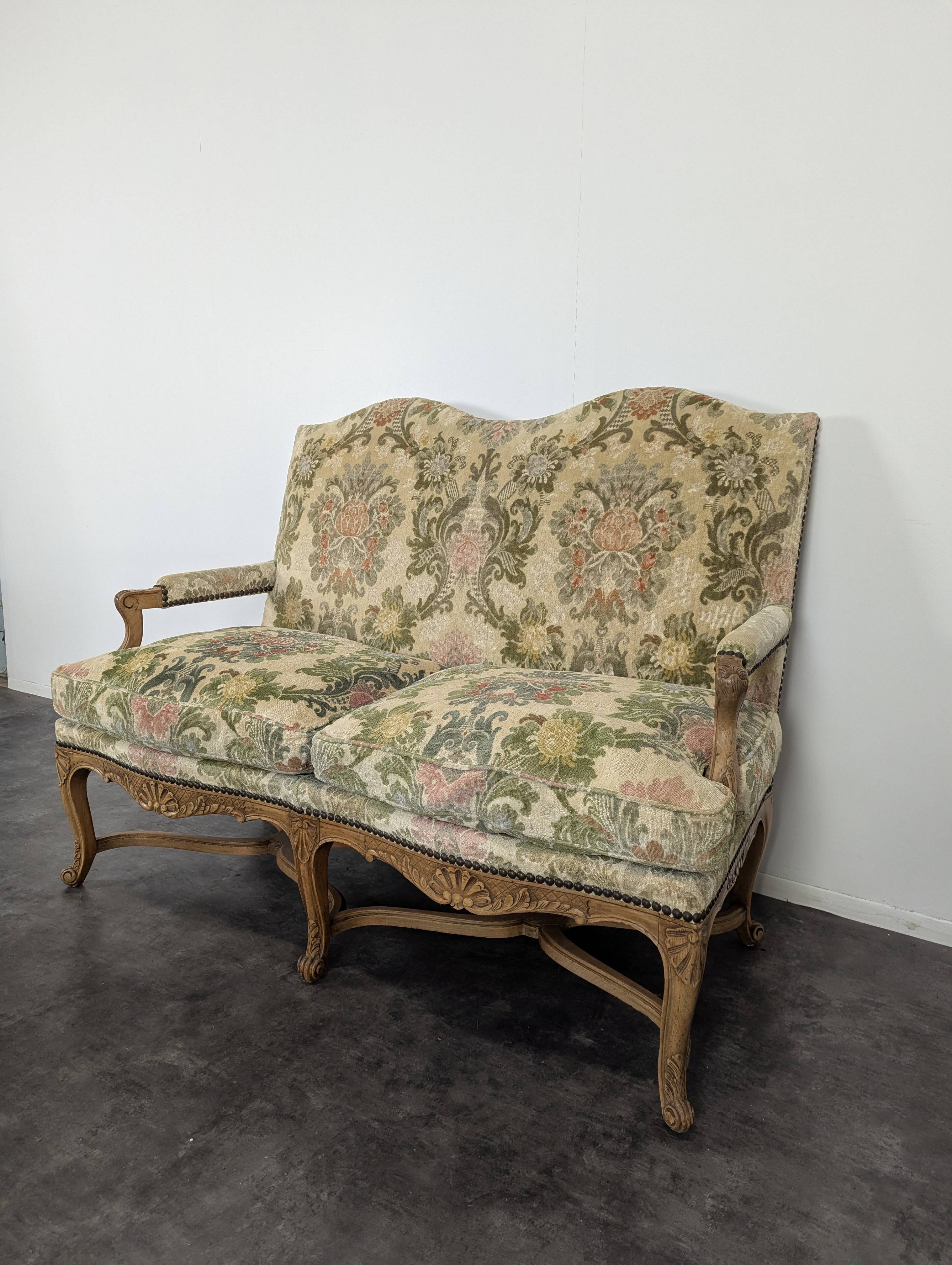 20th century Regency style living room