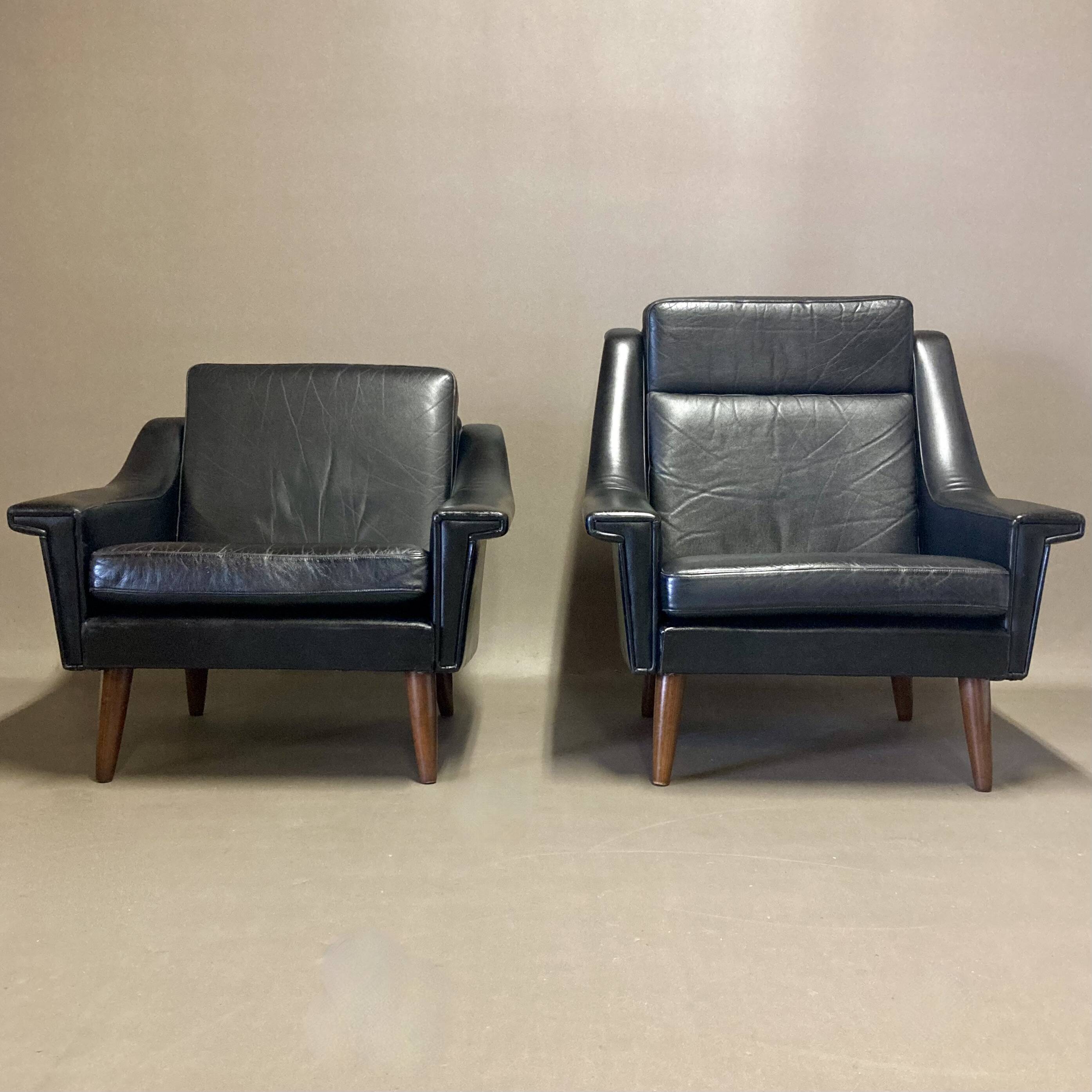 High black leather armchair “scandinavian design” 1950.