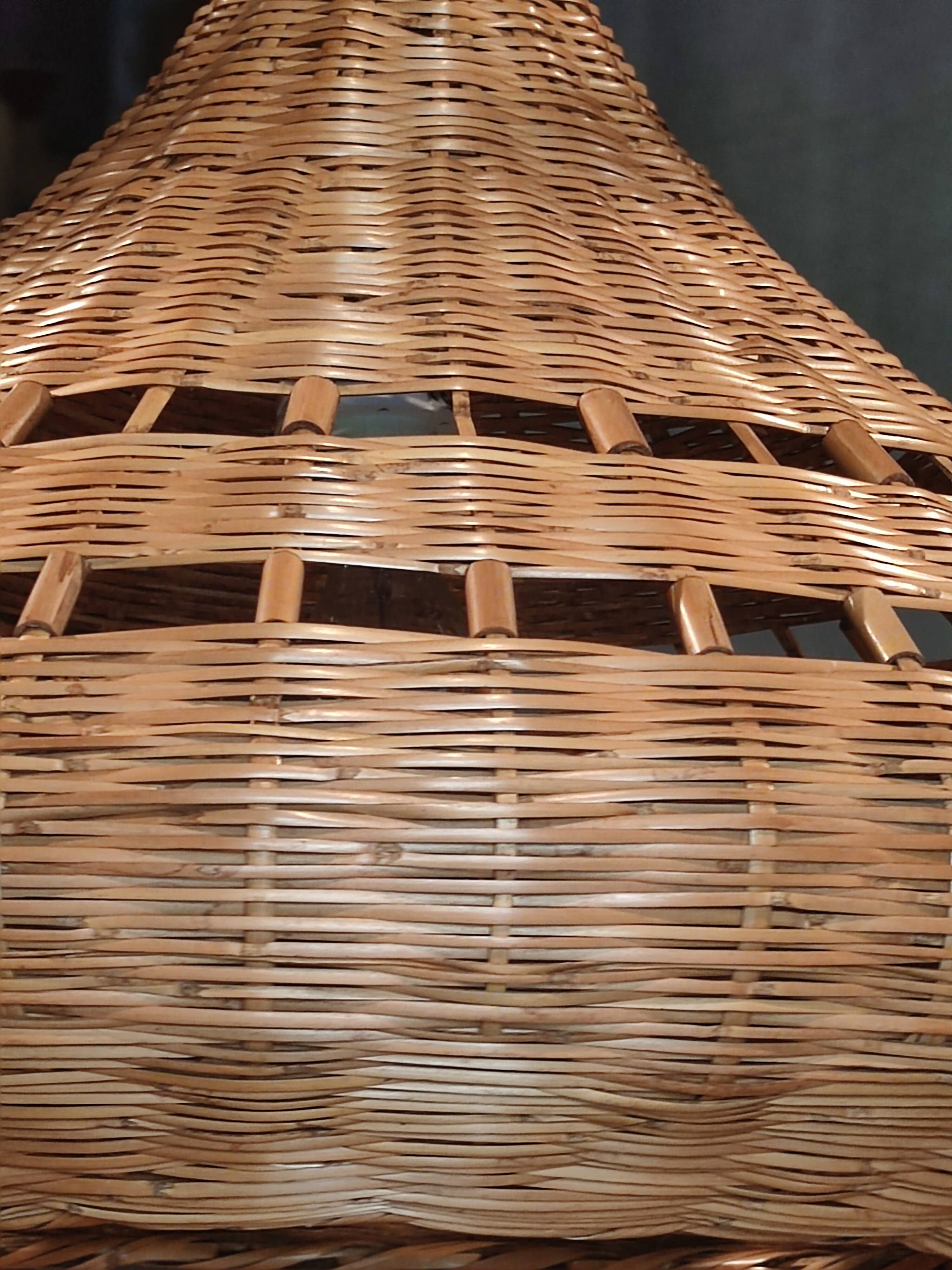 Rattan suspension