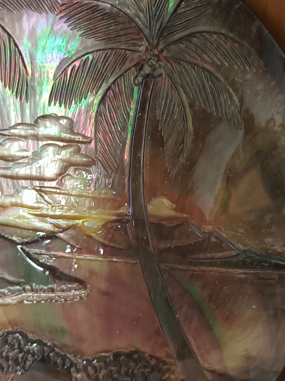 Vintage Tahiti mother-of-pearl mood lamp