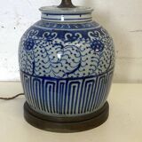 Chinese porcelain wooden lamp base