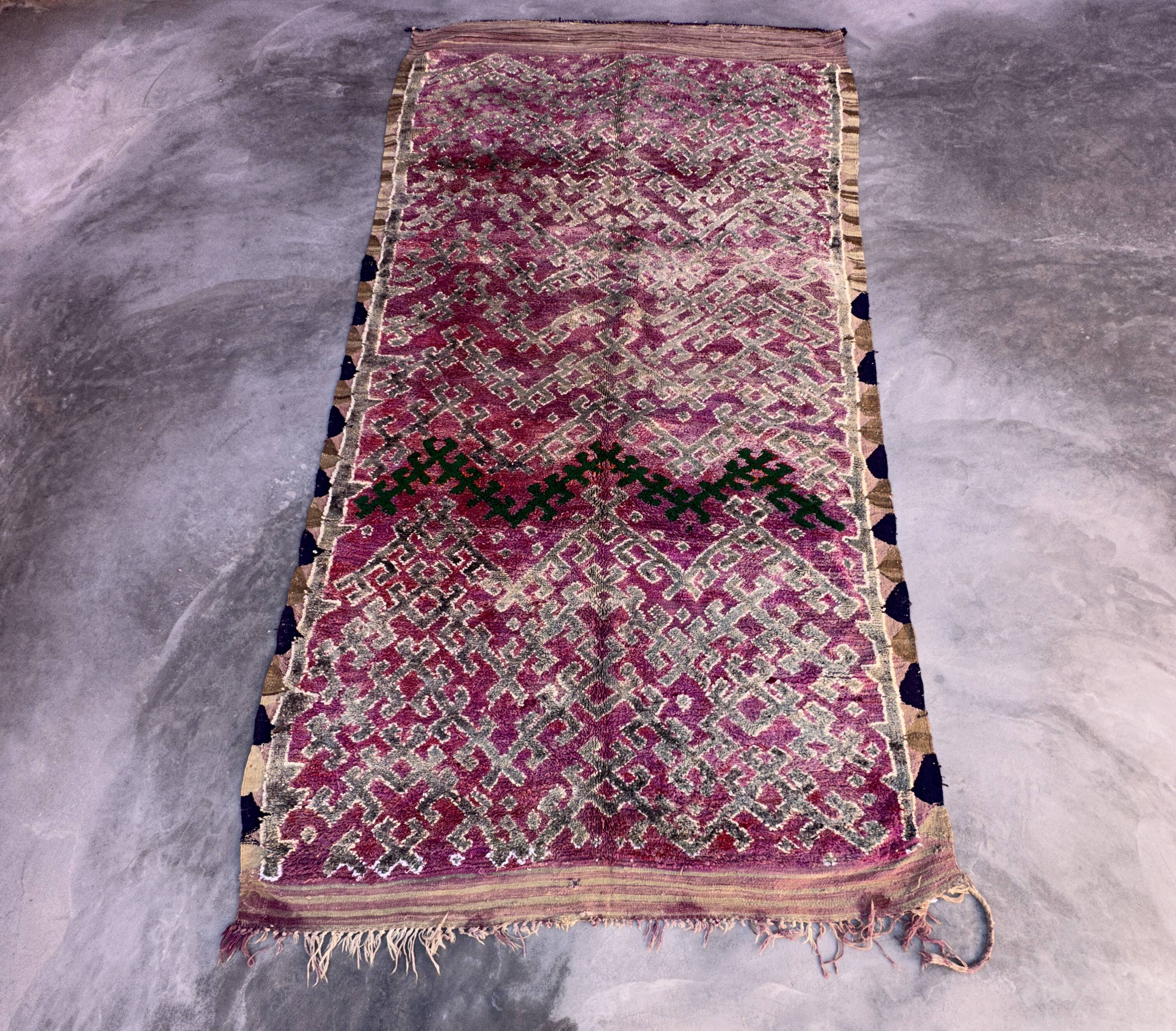Moroccan rug - 186 x 325 cm