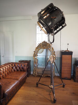 Support De Projecteur Sur Pied Télescopique - Plateau En Bois, Hauteur Réglable - Pour Salon, Chambre, Home Cinéma