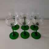 6 wine glasses
