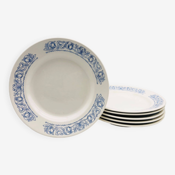 6 assiettes plates Soviétiques.