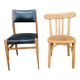2 chaises dépareillées