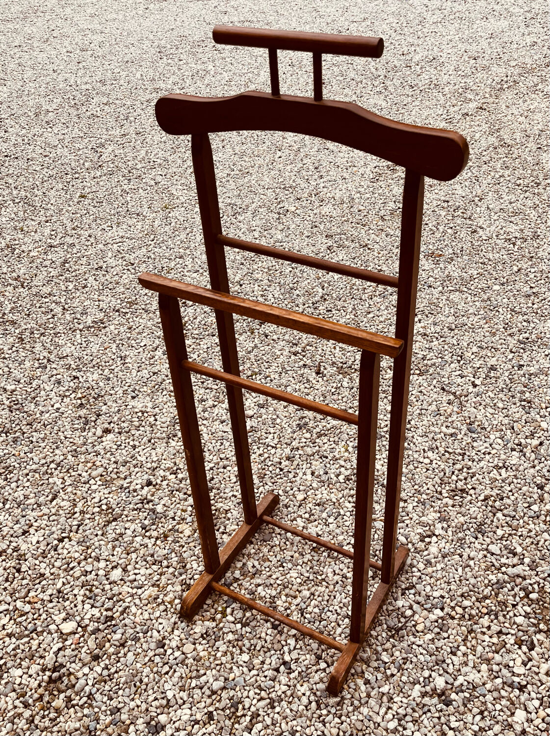 Vintage valet