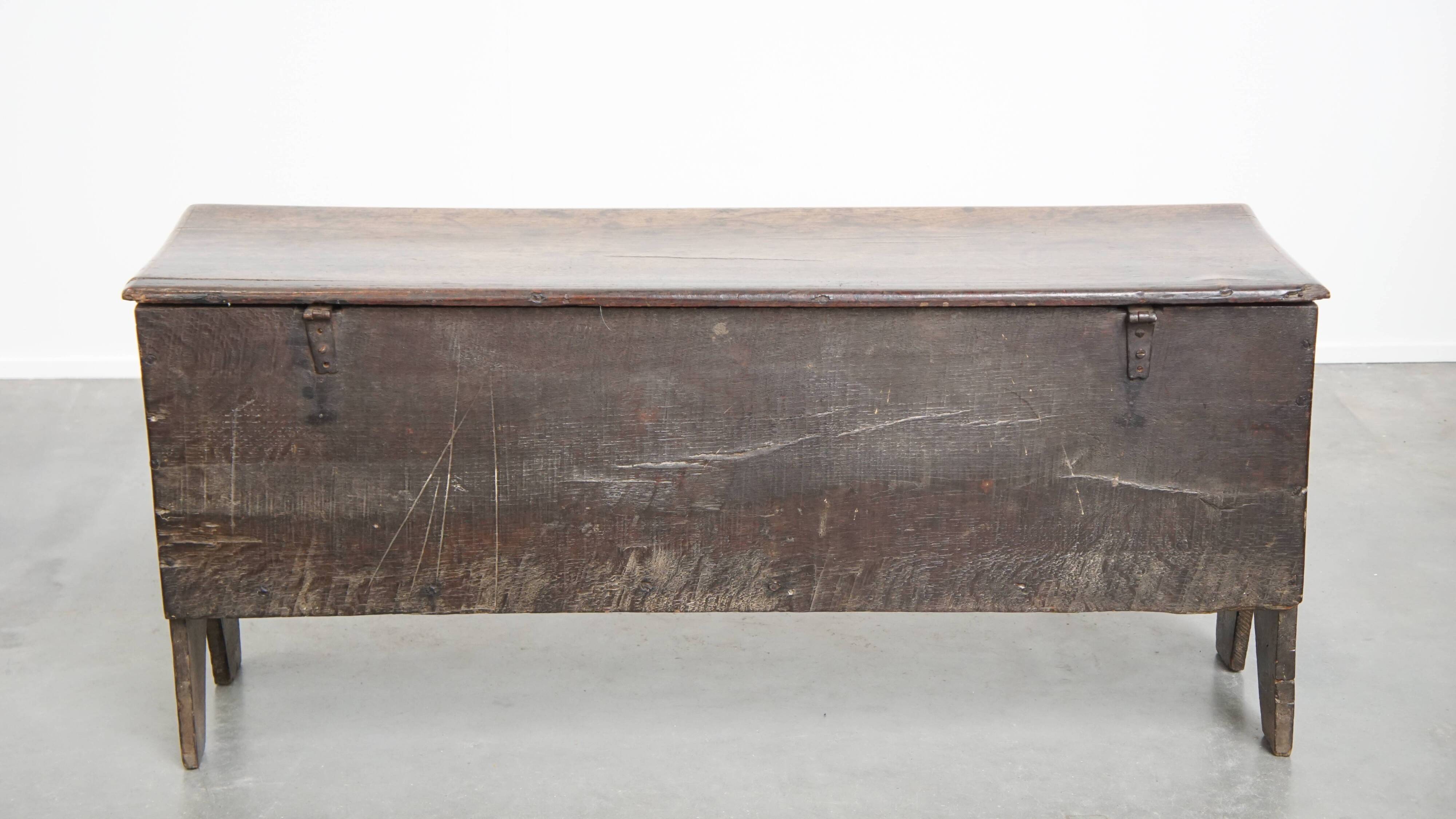 17th-century English oak antique chest