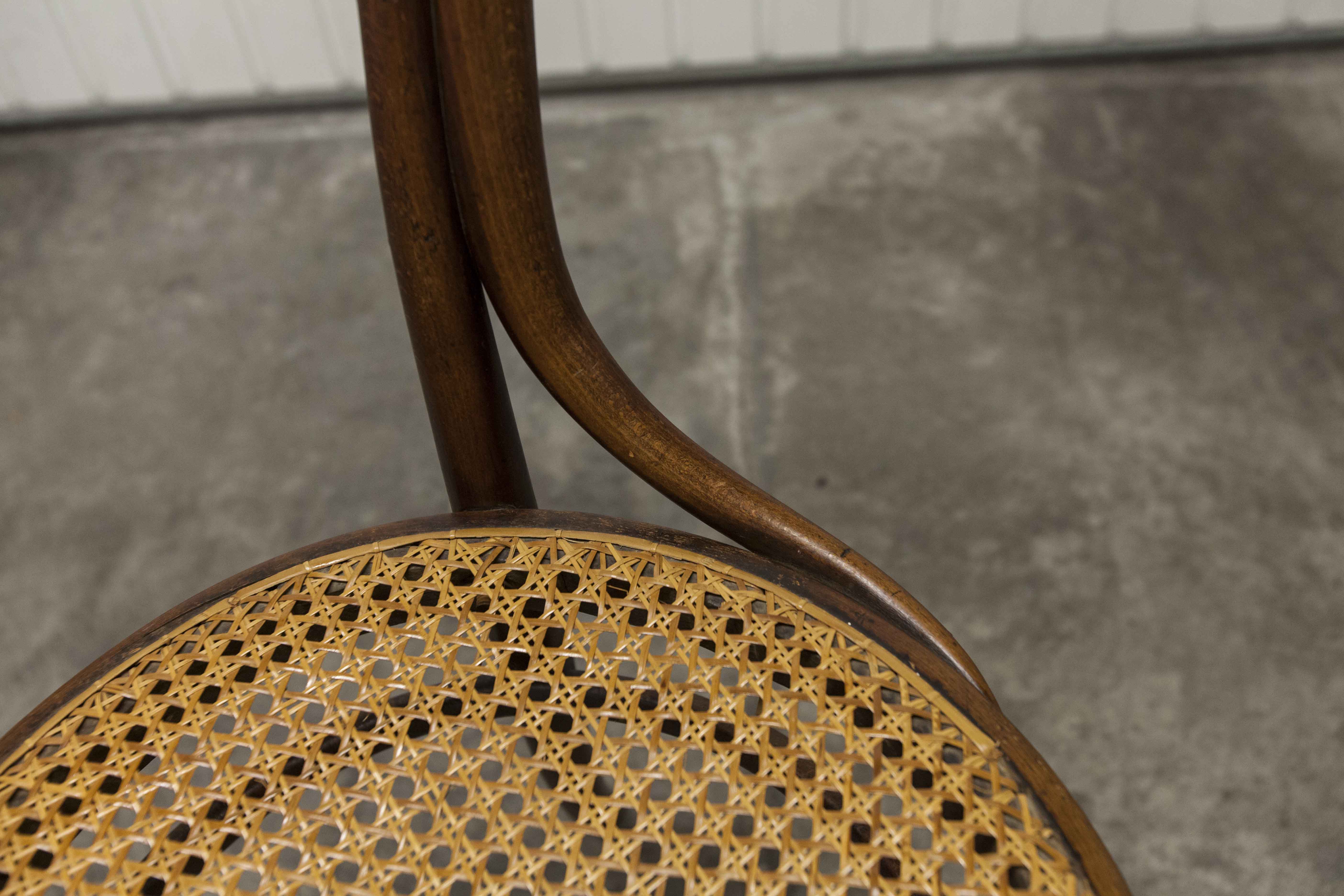 Bistro chair bentwood 1900 canning