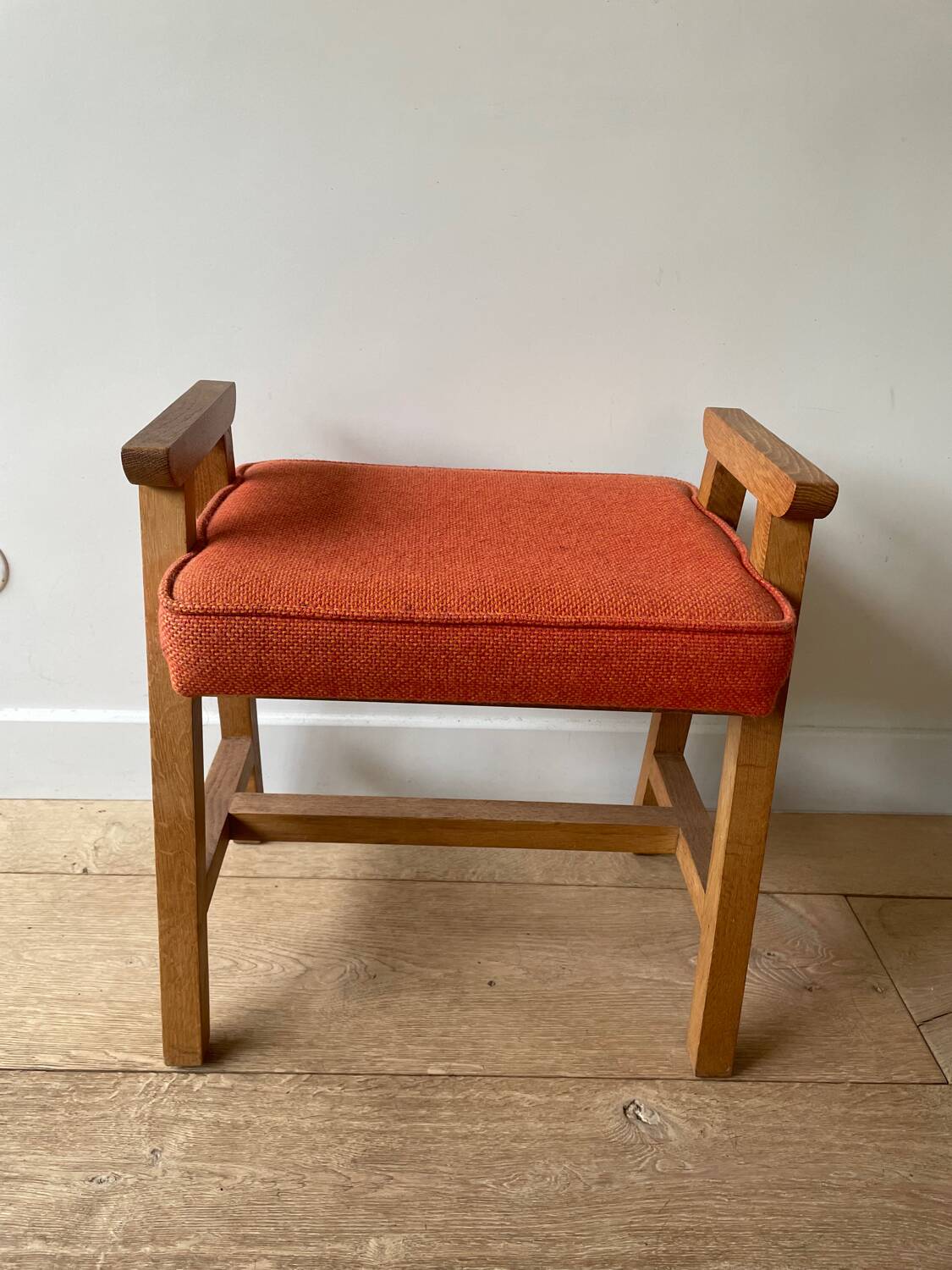 Tabouret Guillerme et Chambron