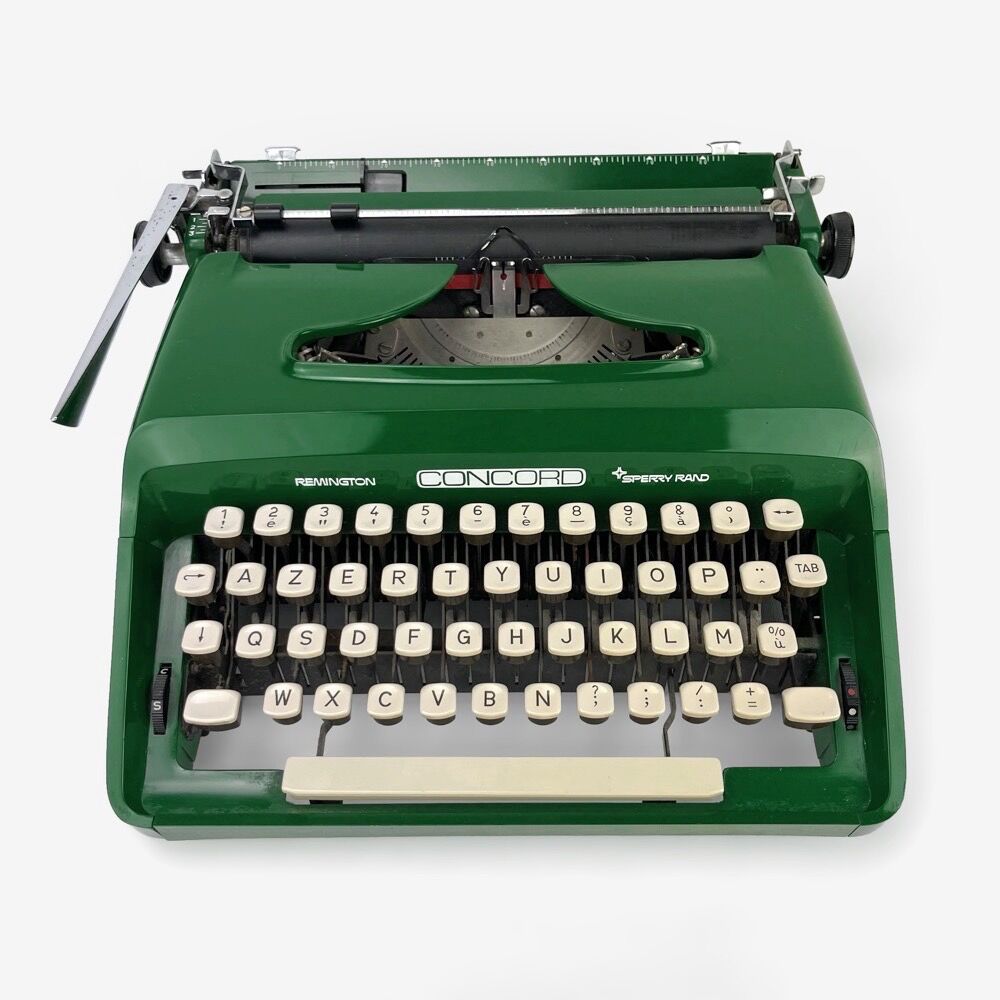 Remington Concord English Green Typewriter