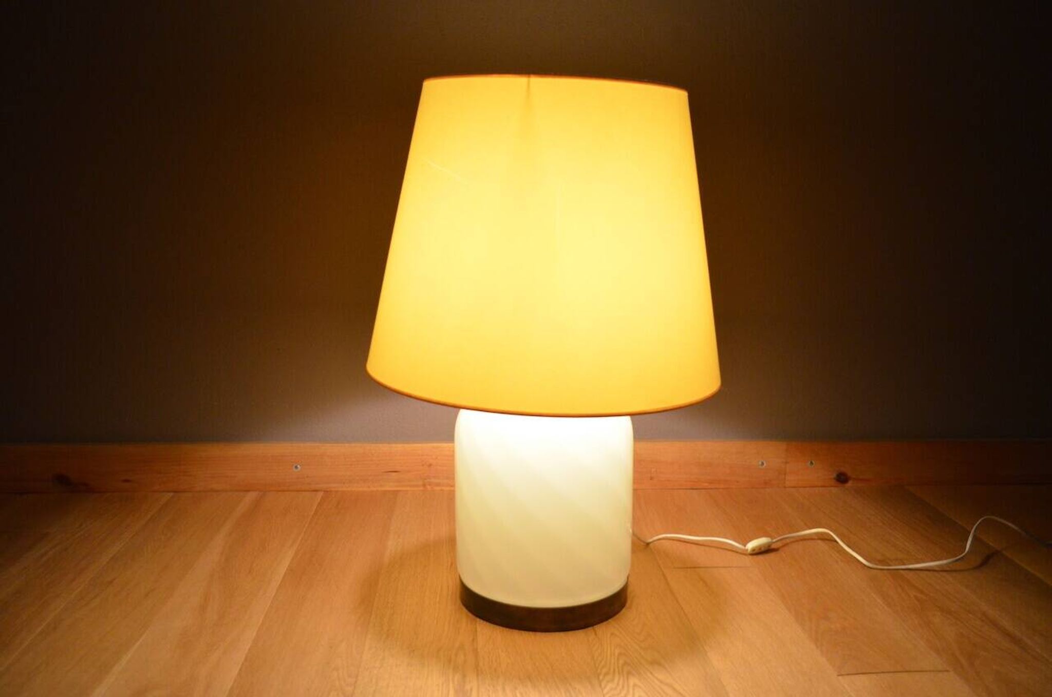 Lampe de Tommaso Barbi 1970 Italie