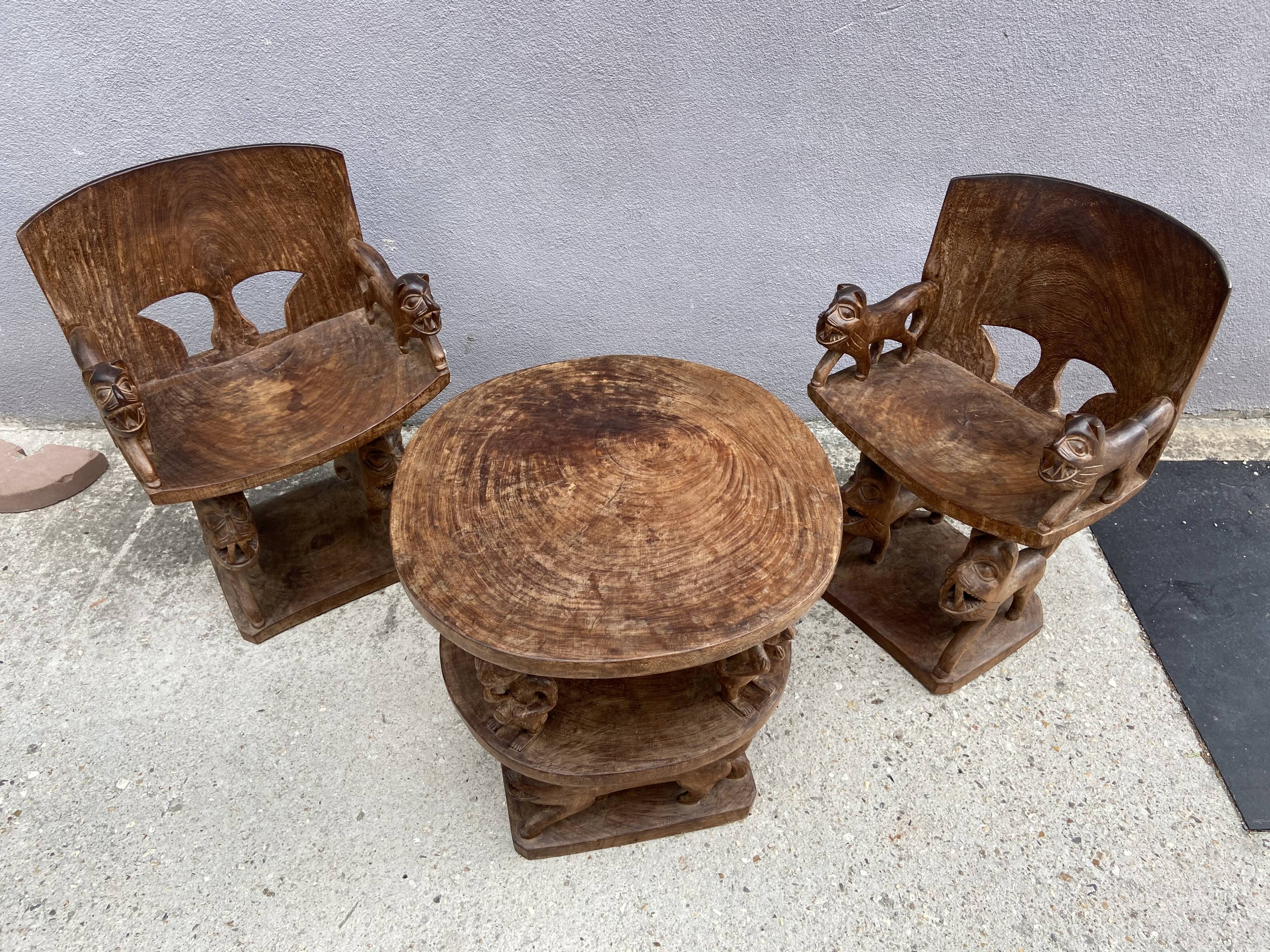 Wooden African lounge