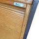 Classeur, armoire à rideaux roulant vintage en bois sur pieds chromés