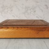 Underside of flat sheets wood and tile