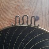 2 vintage trays