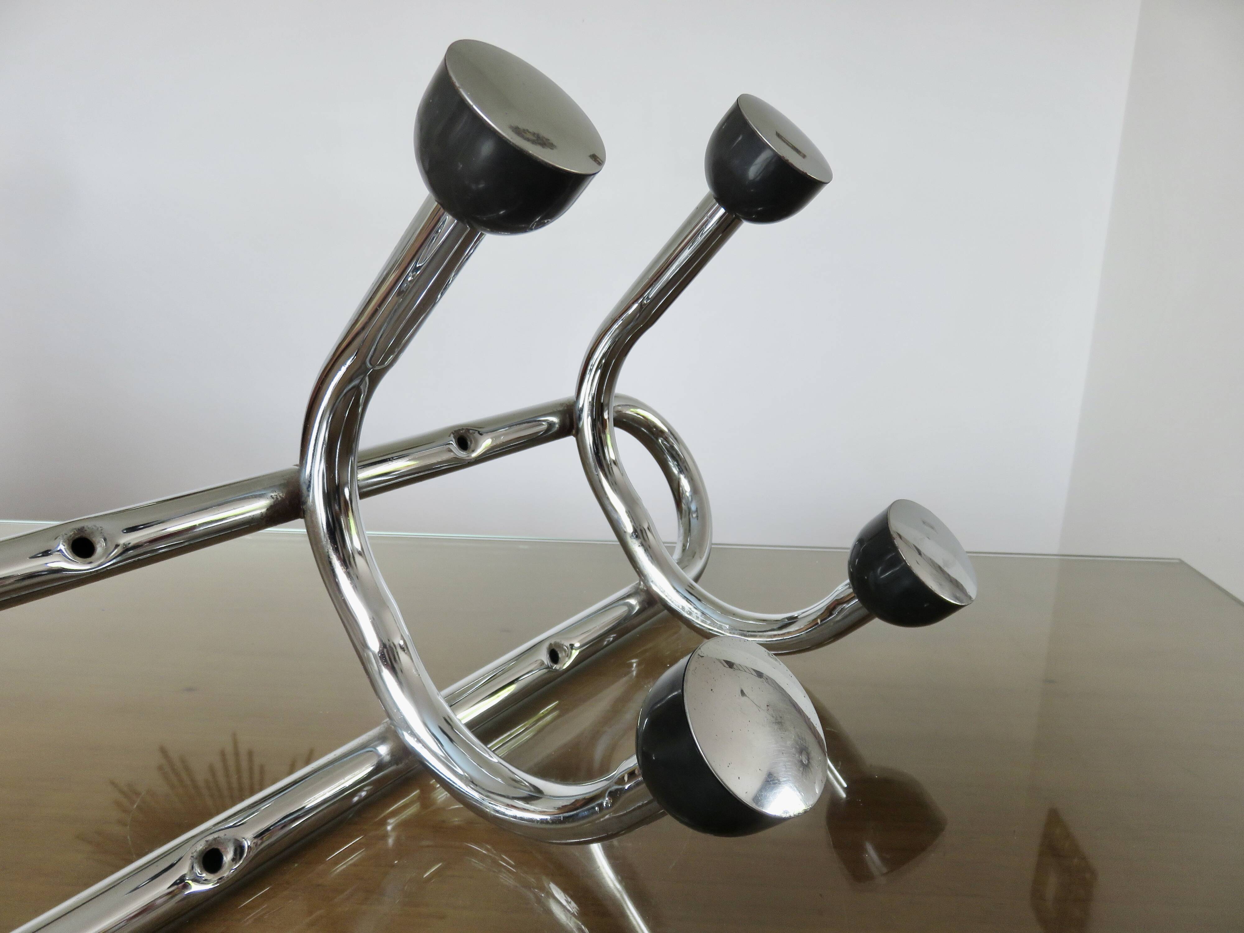 Streamlined coat rack, rockabilly, in chrome metal and bakelite 1970