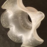 Tulip for suspension or portable lamp in white Clichy glass