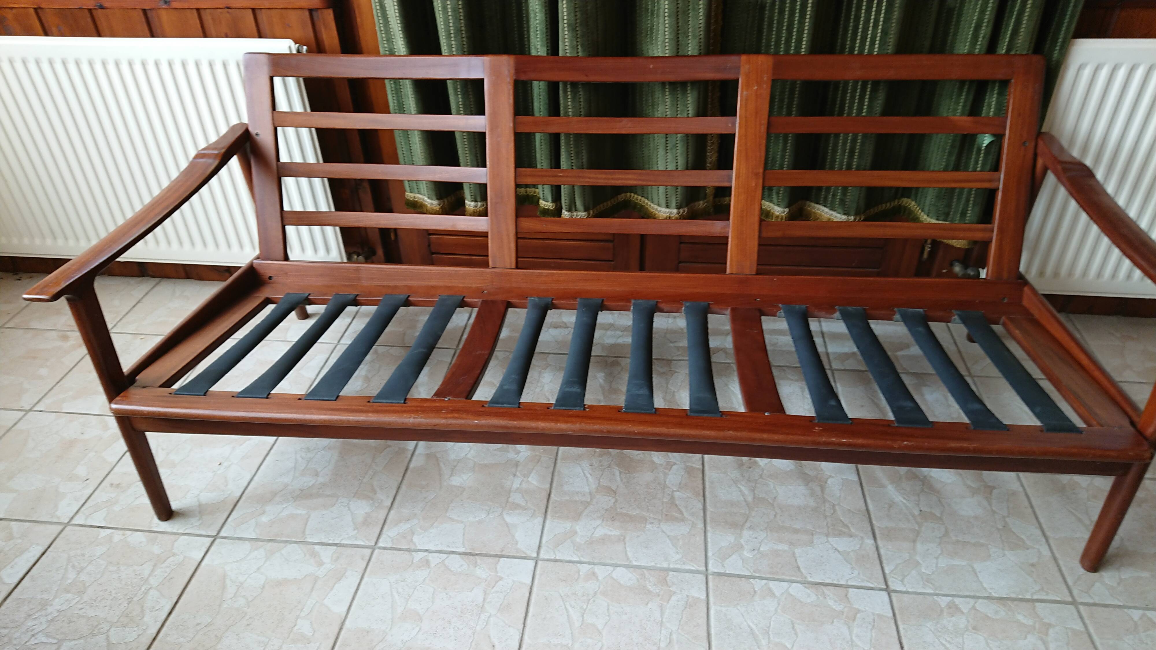 Scandinavian bench 3 seats in vintage teak