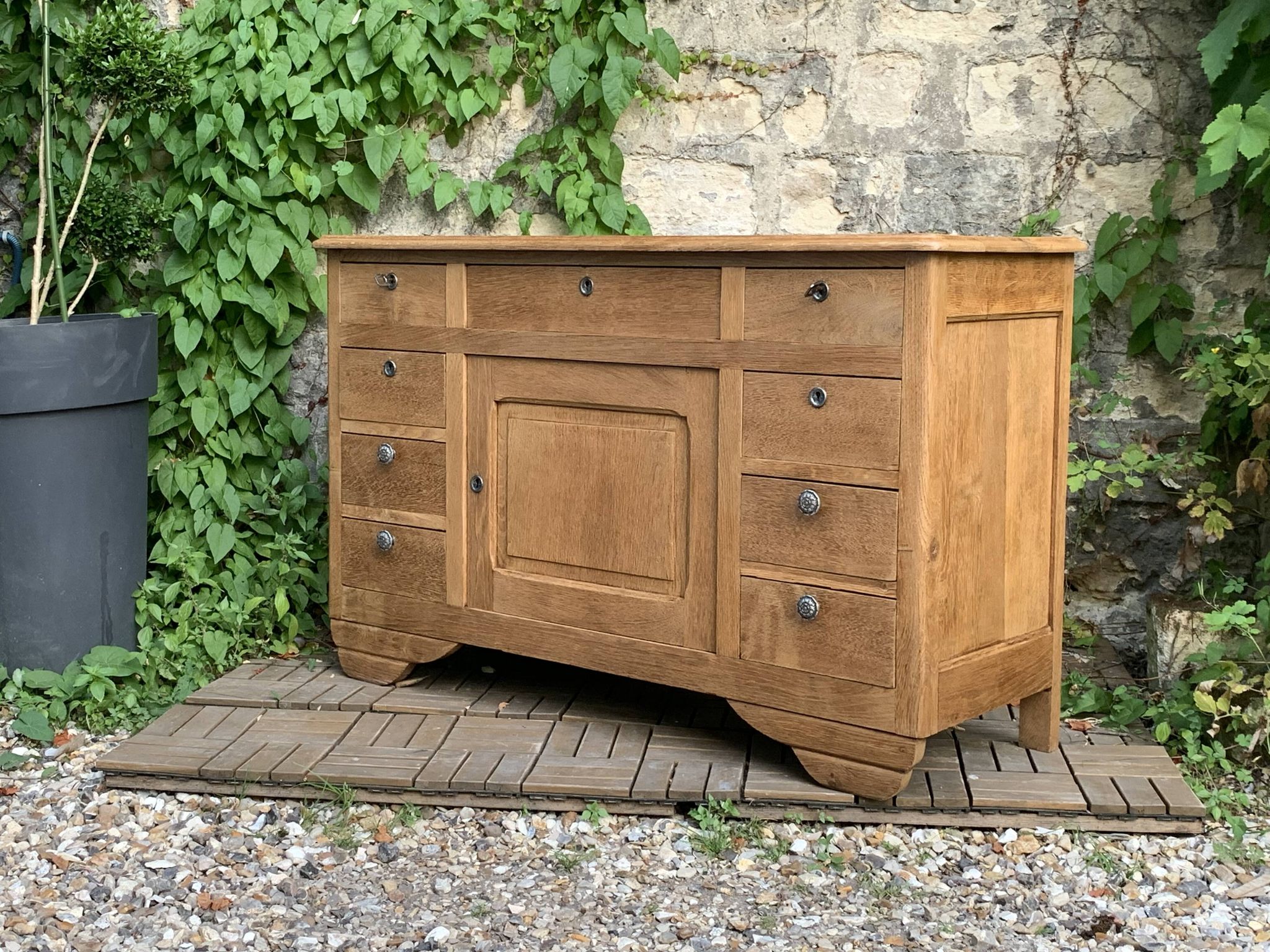 Buffet 9 tiroirs art déco chêne brut massif