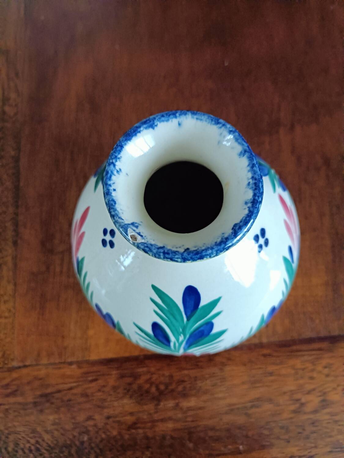 Breton tradition vase