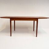 Solid wood extendable Danish table, 1970s