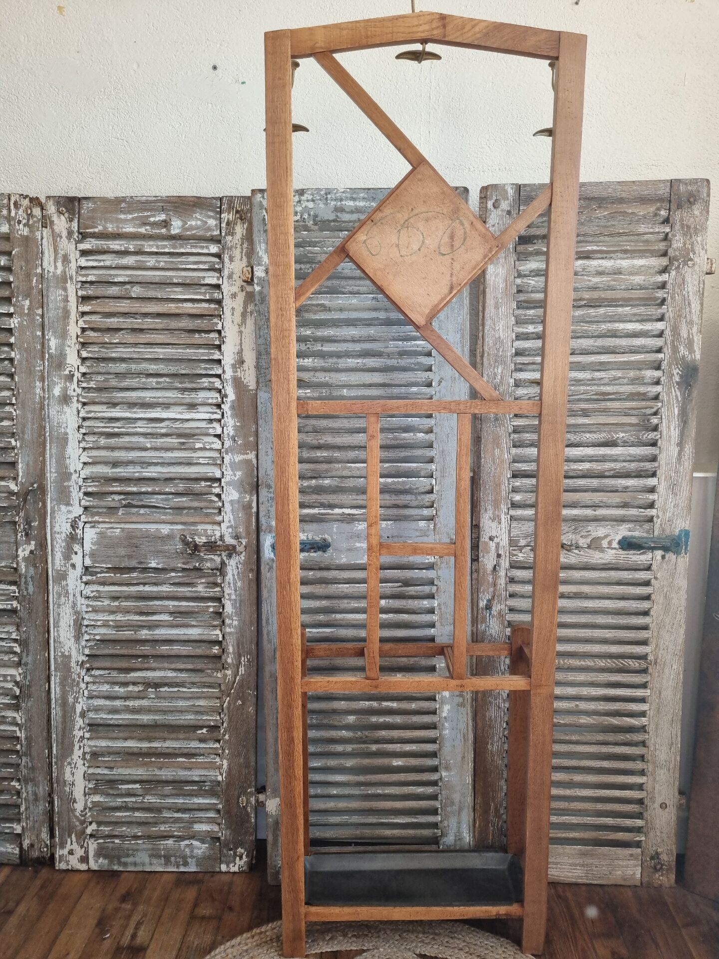 Coat rack