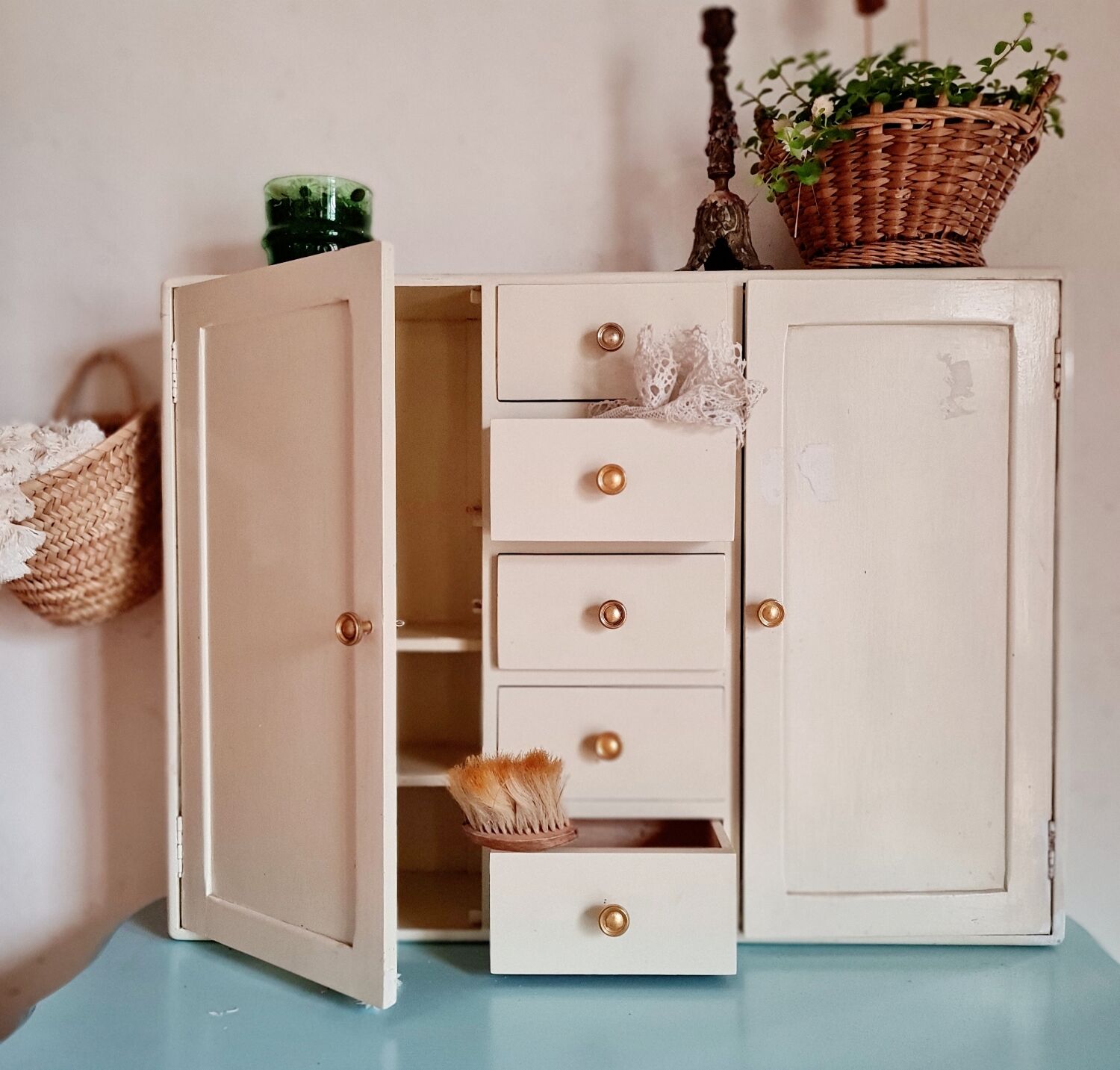 White antique medicine cabinet