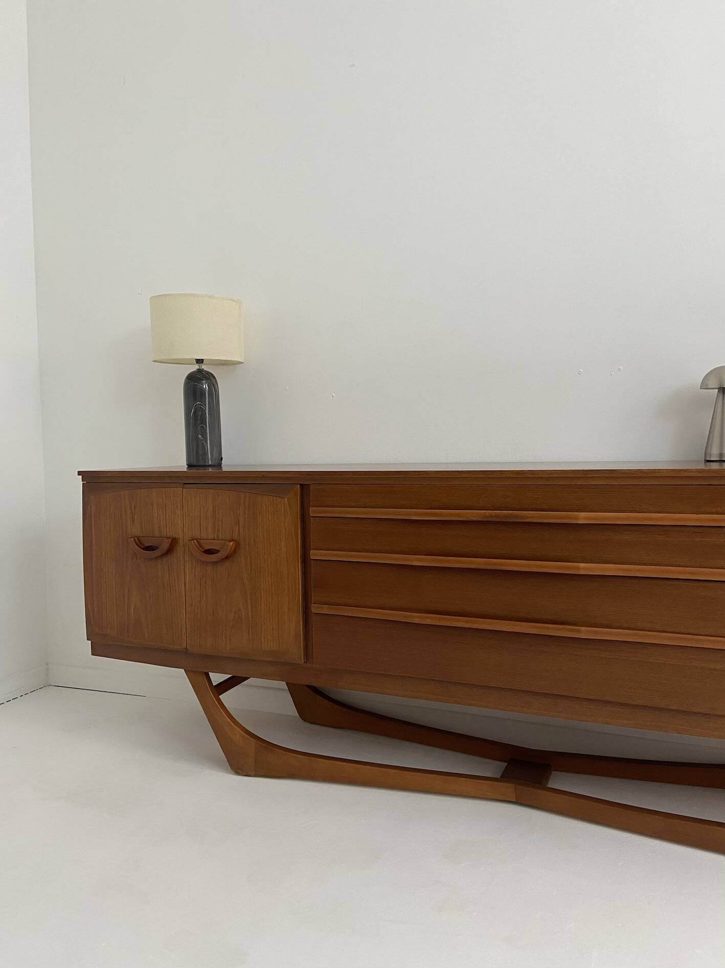 large enfilade by beautility