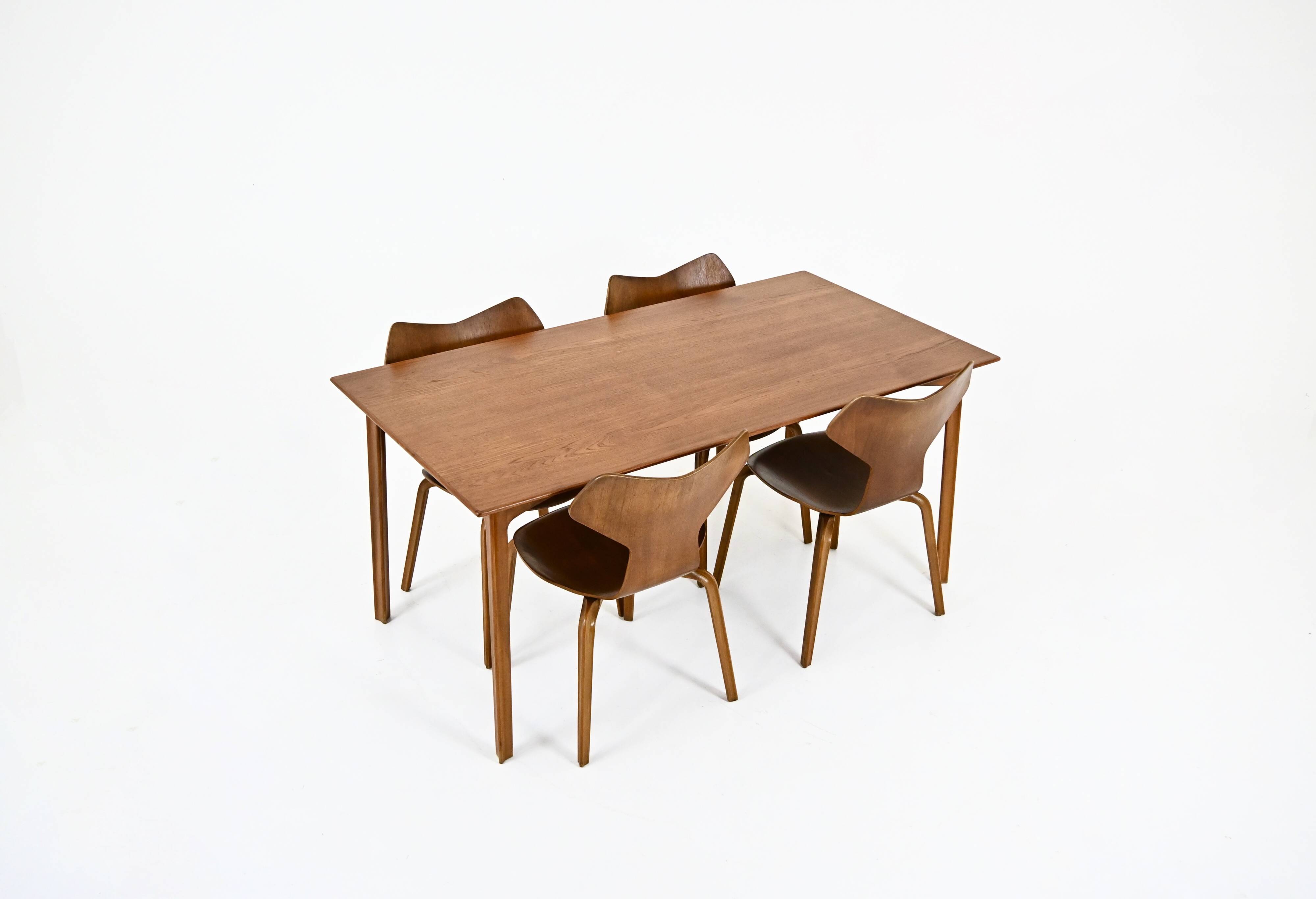 Ensemble de salle à manger par Arne Jacobsen pour Fritz Hansen, années 1950