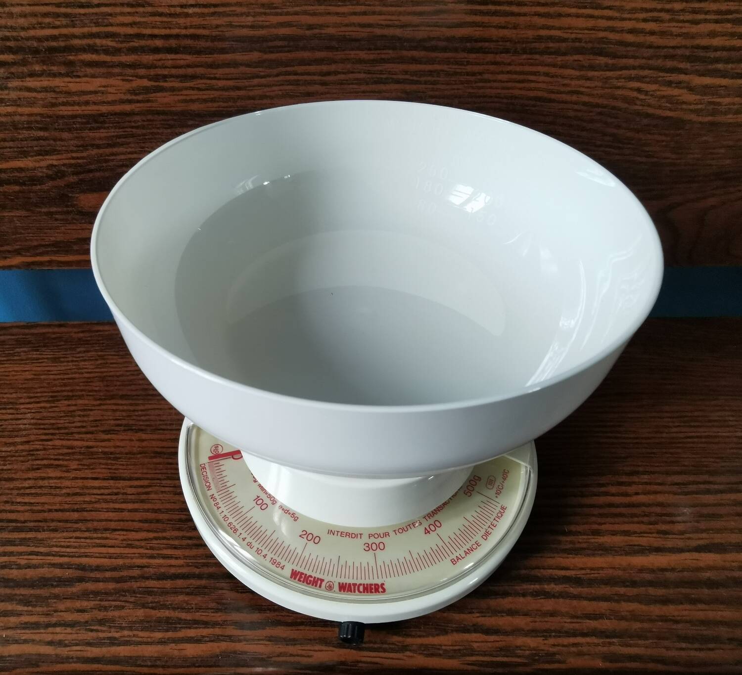 Vintage Weight Watcher scale