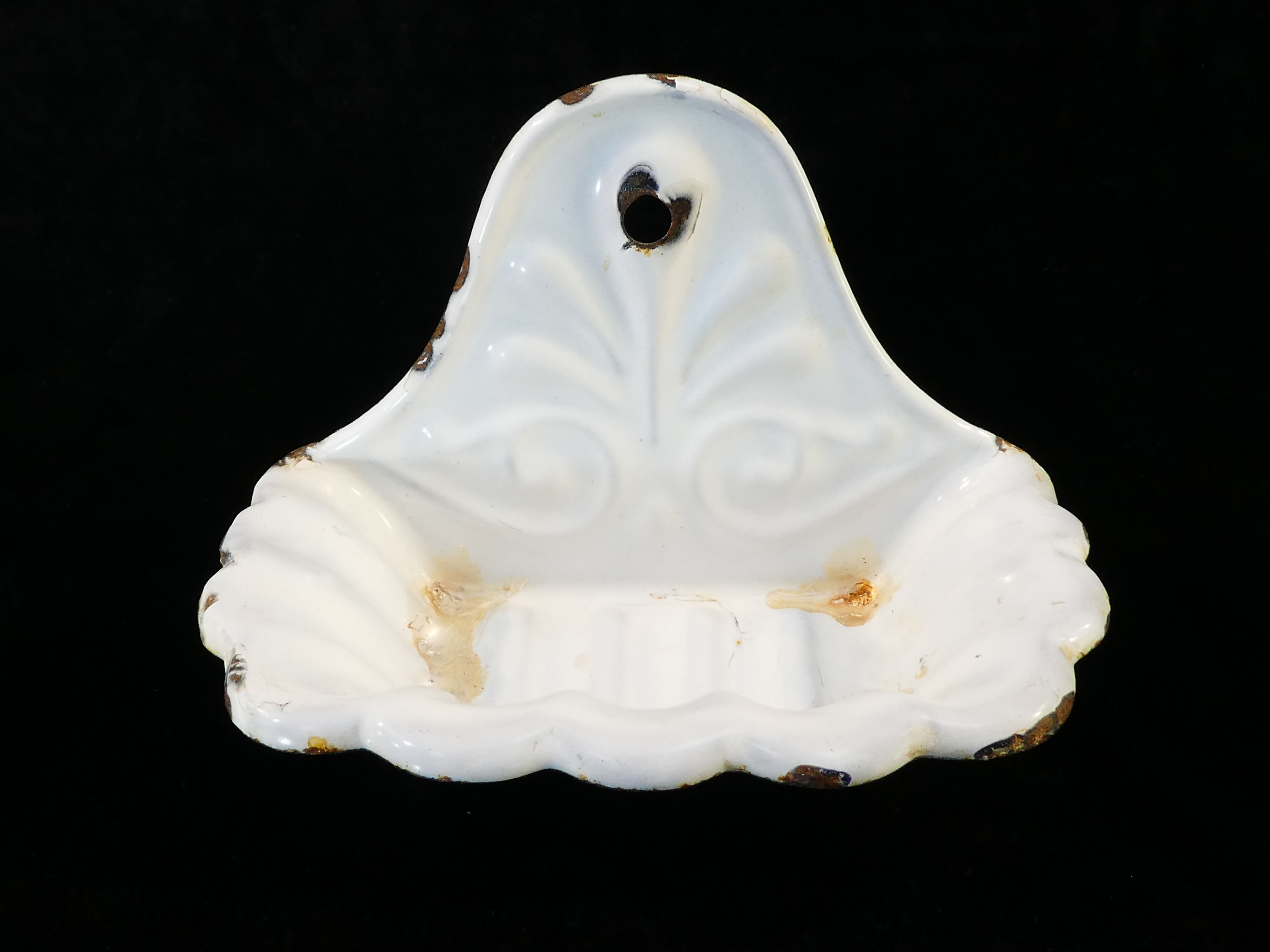 Old white enamelled sheet soap dish