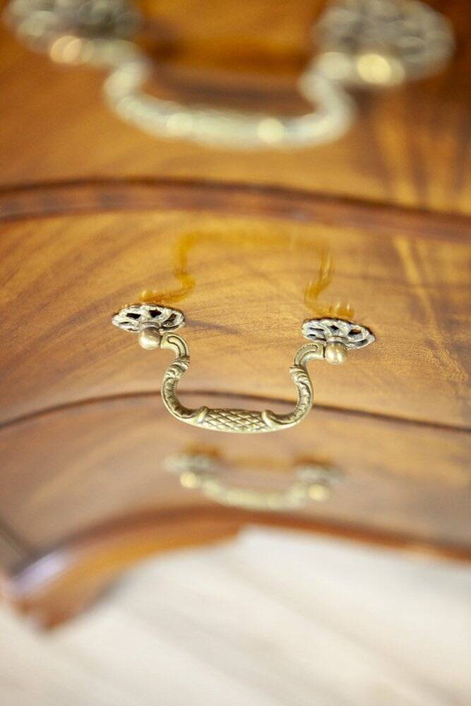 Antique Dresser with Shellac, 1890s