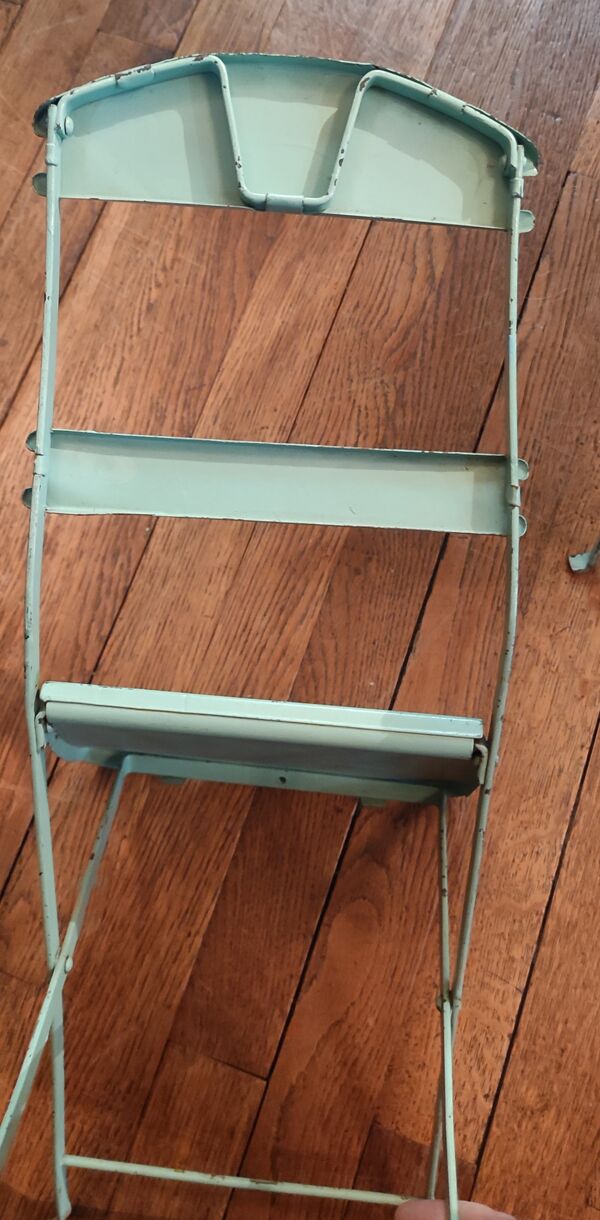 Salon de poupée vintage