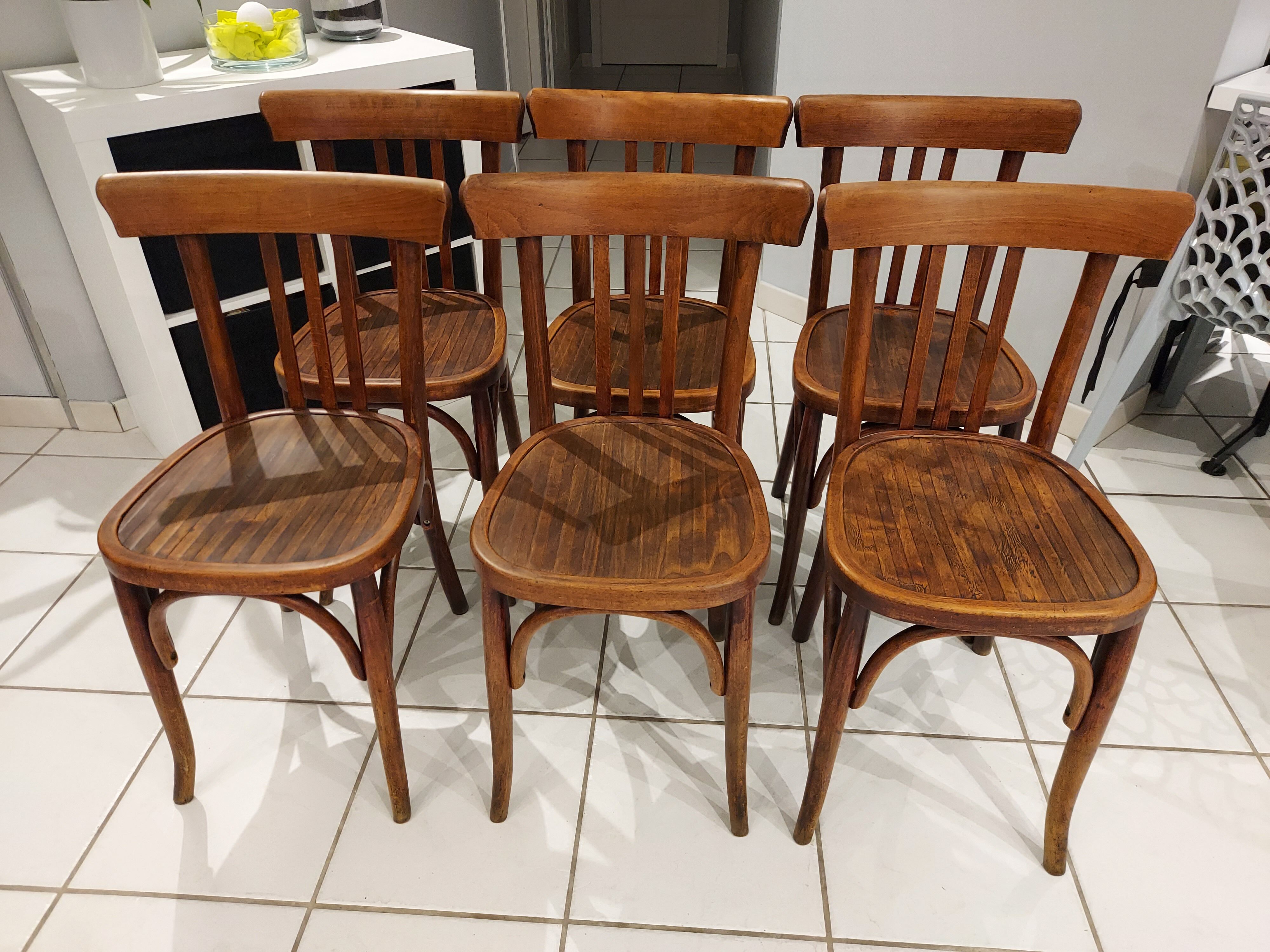 Suite de 6 chaises de bistrot Baumann vintage année 1930
