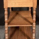 Serving table