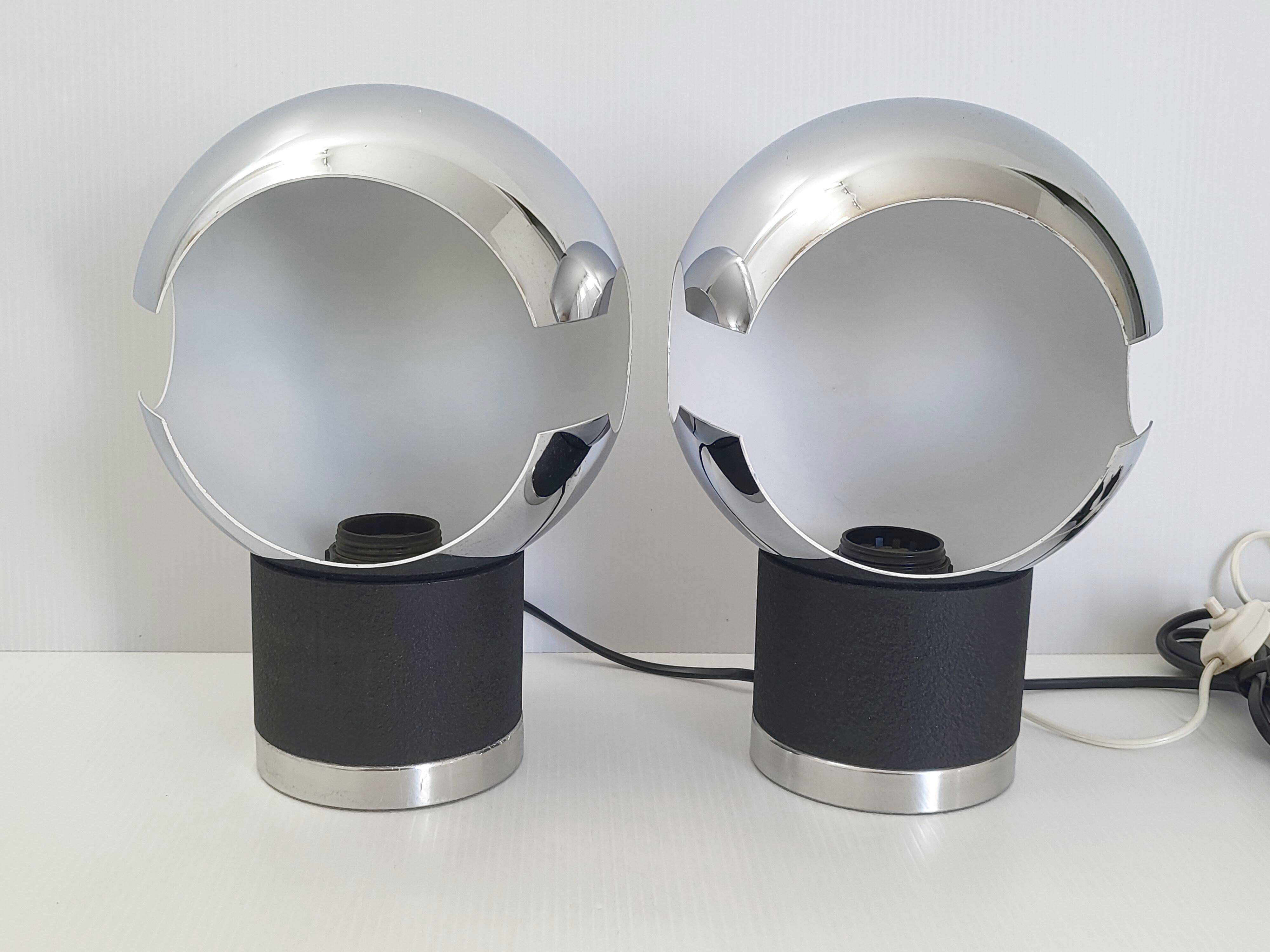 Pair of vintage 1960 space age lamps
