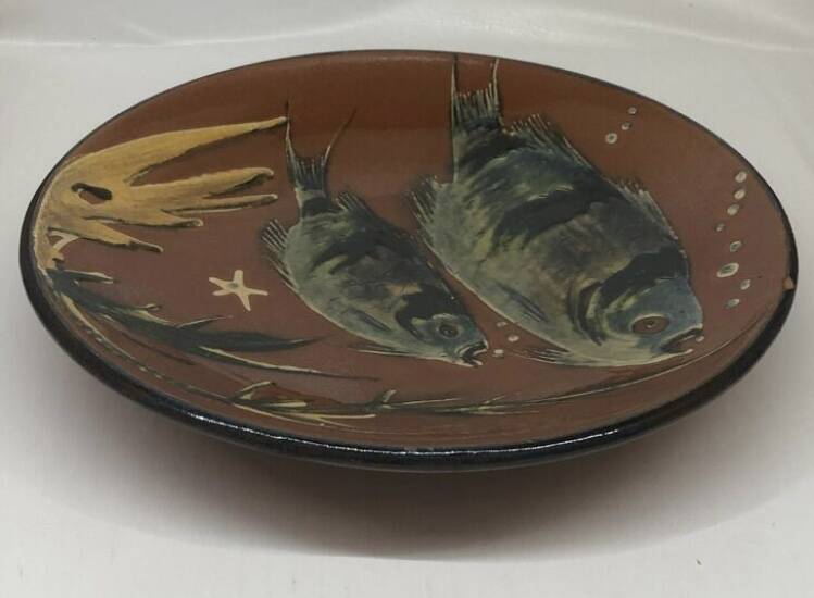 Lluis Puigdemont dish with fish decoration